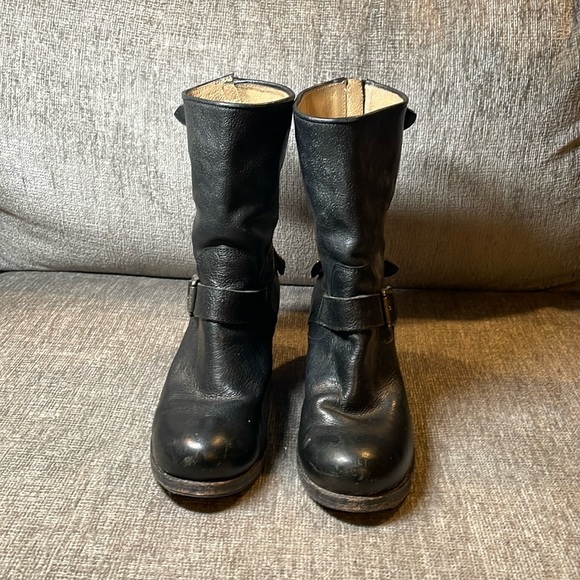 Vintage Frye Back Zip Engineer Boots, Sz 8.5 - Picture 2 of 8